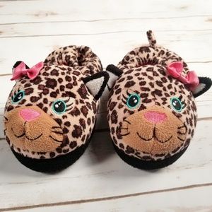 Stride Rite Girls Slippers | 9/10